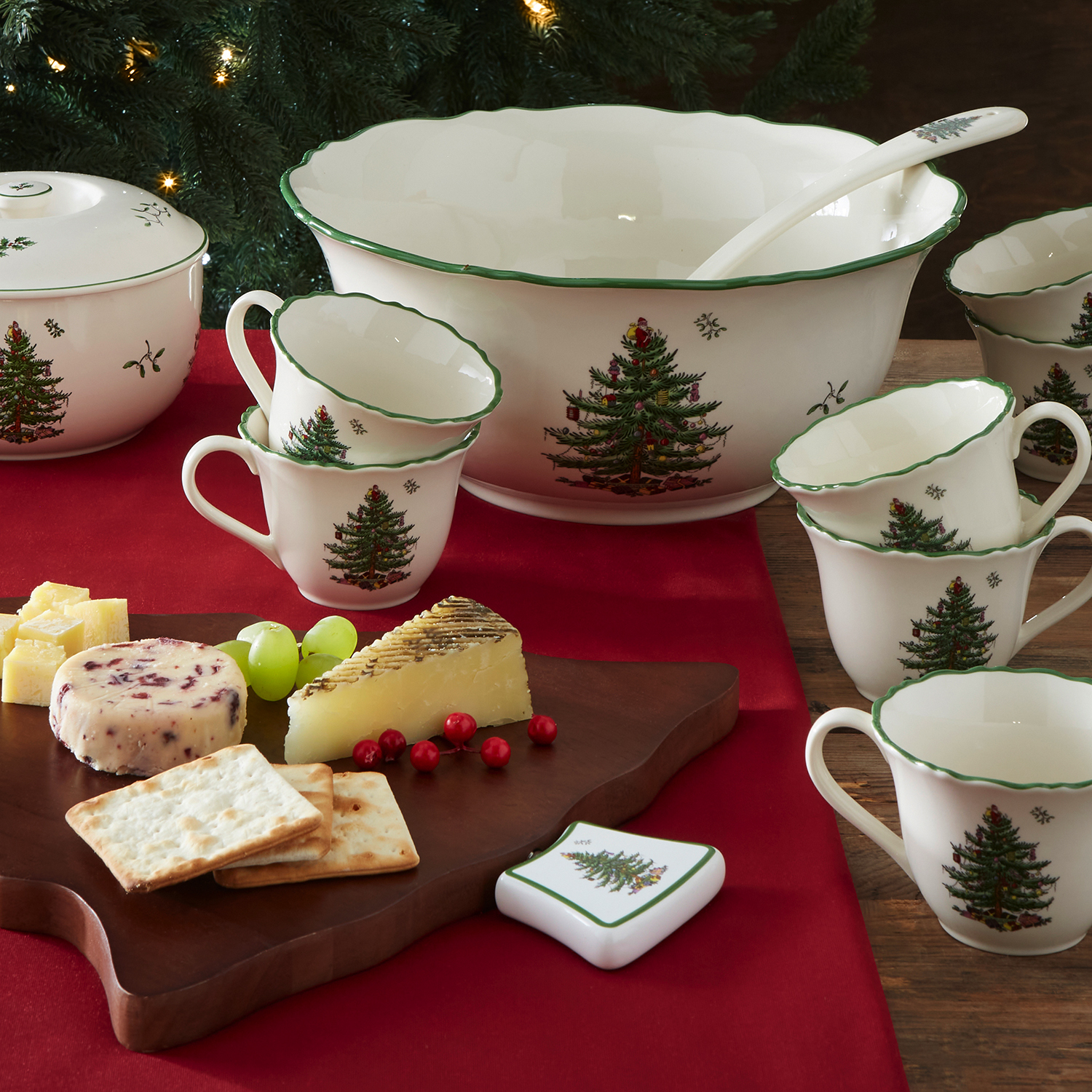 Christmas Tree 10 Piece Punch Bowl Set image number null